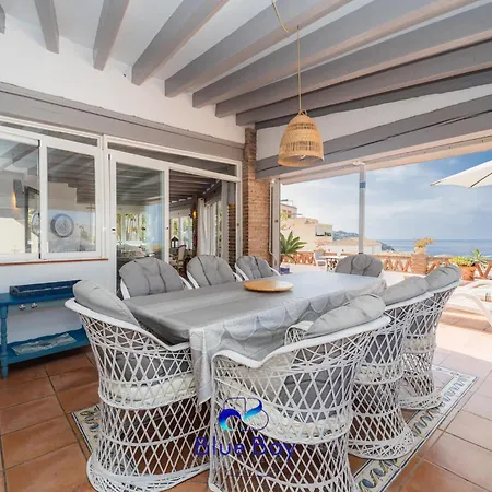 Casa Tropical Villa *
